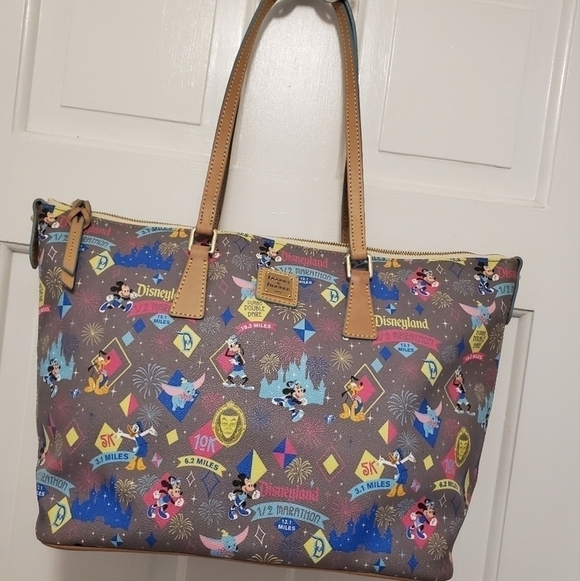 Dooney & Bourke Handbags - EUC Disney Dooney & Bourke Disneyland Marathon Weekend 2015 Tote, Authentic